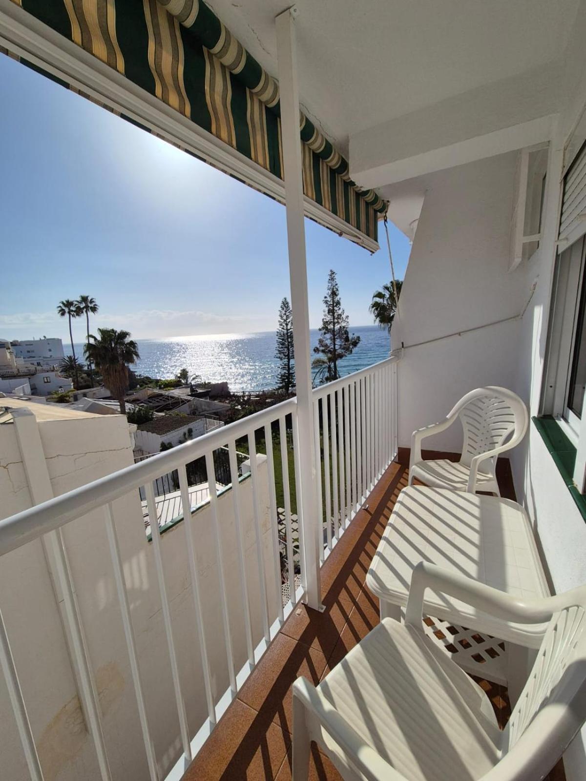 3ºb Escobar Apartman Nerja Kültér fotó