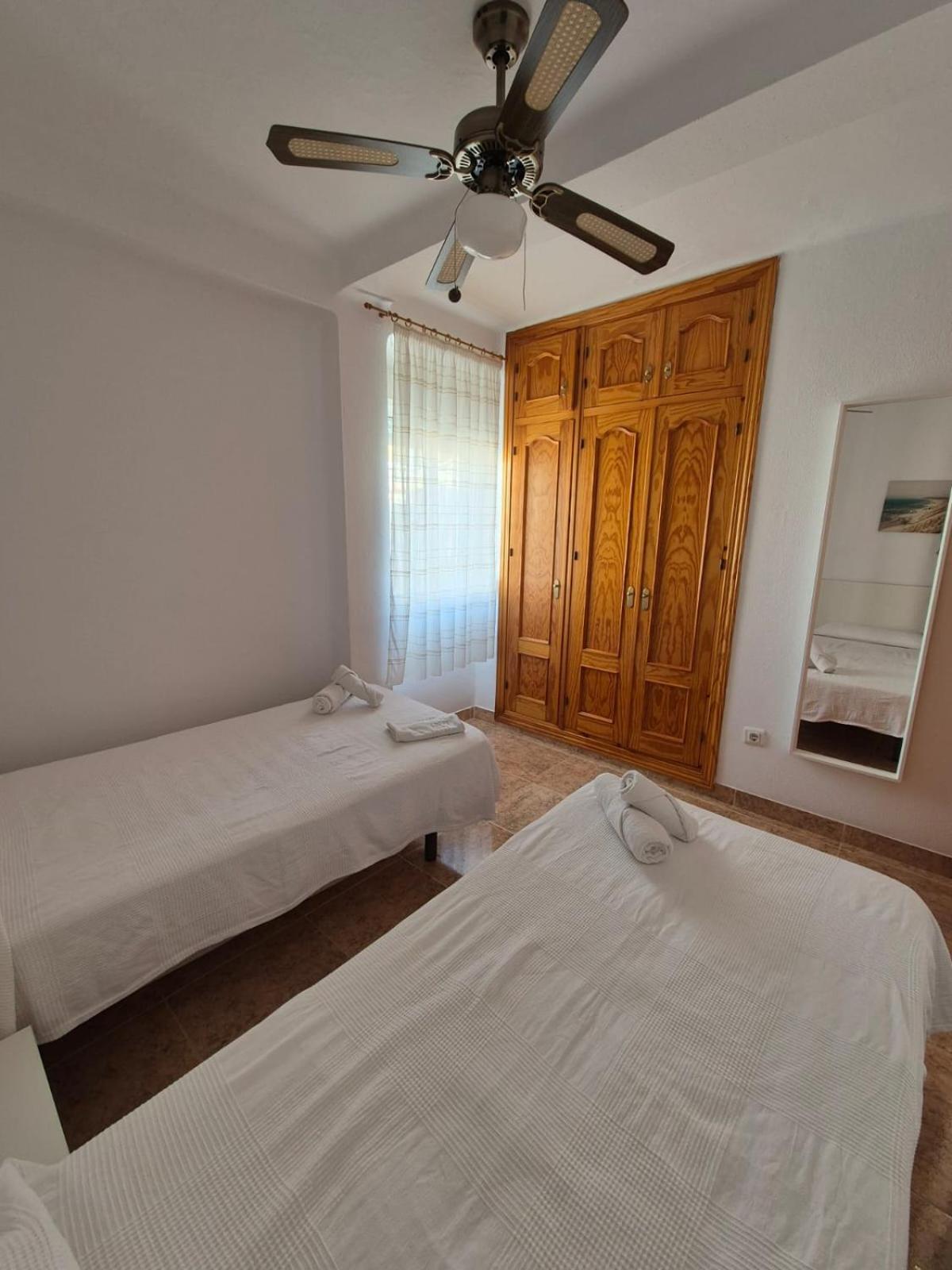 3ºb Escobar Apartman Nerja Kültér fotó